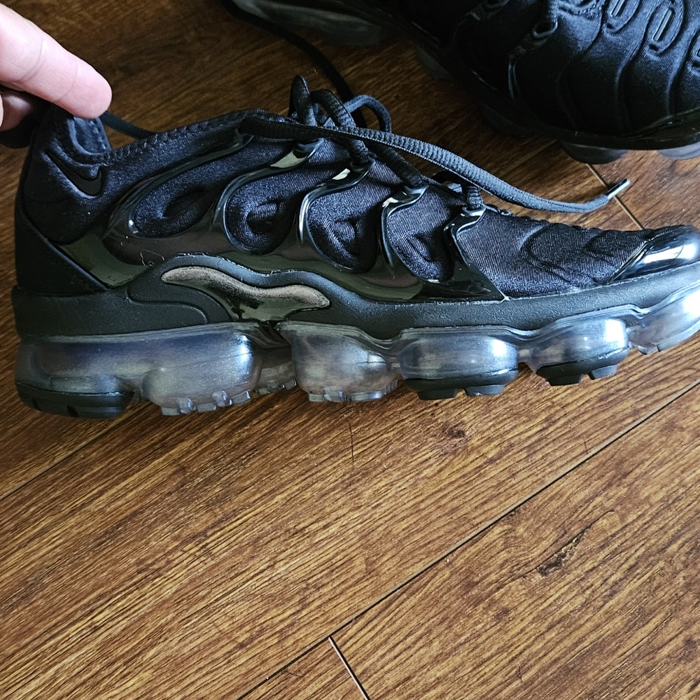 Women's Nike Air Vapormax Plus - Picture 3 of 4